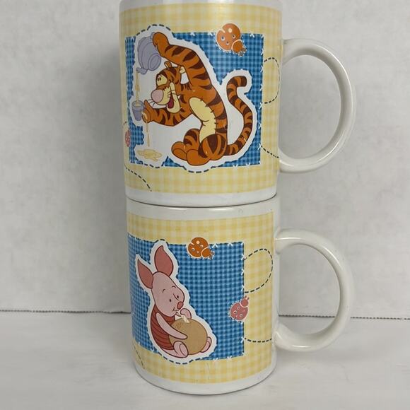 Disney Winnie the Pooh Mugs Cup Set of 2 Coffee Tea Cocoa Tigger Piglet 10 ounce - Picture 4 of 8